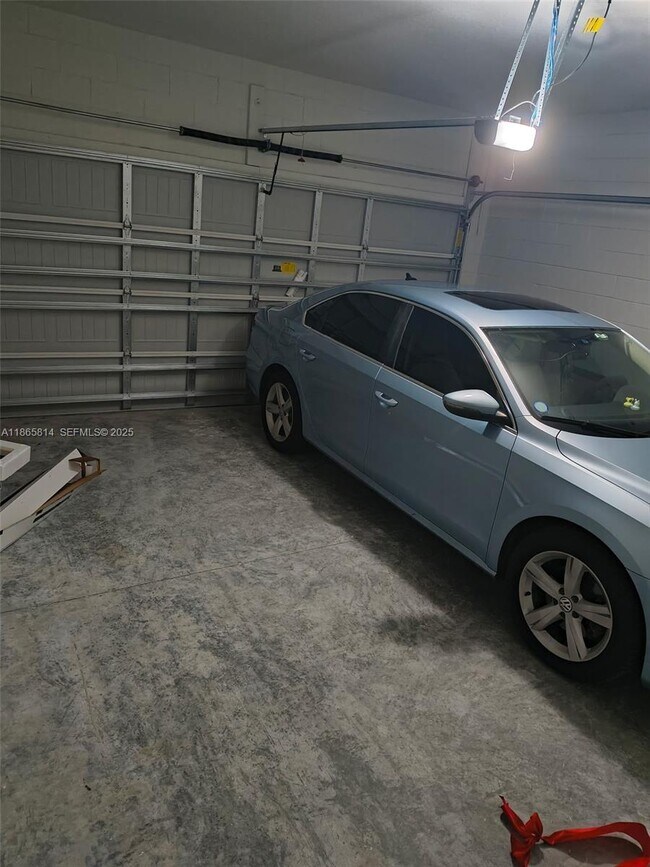 Building Photo - 16745 SW 29th Terrace Rd