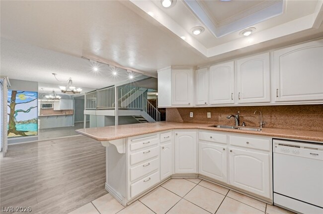 Building Photo - 3518 Blackstone St