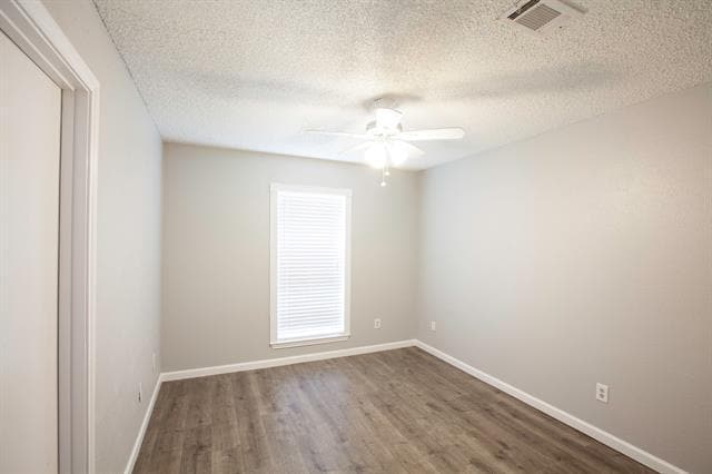 Building Photo - 1535 Rocky Point Dr