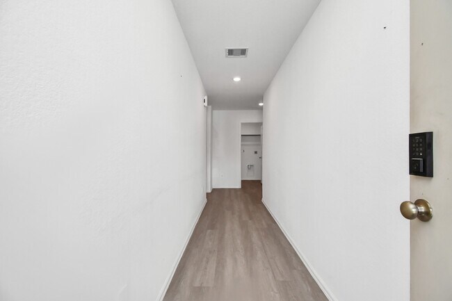 Building Photo - 18131 Mendocino Ridge Ln