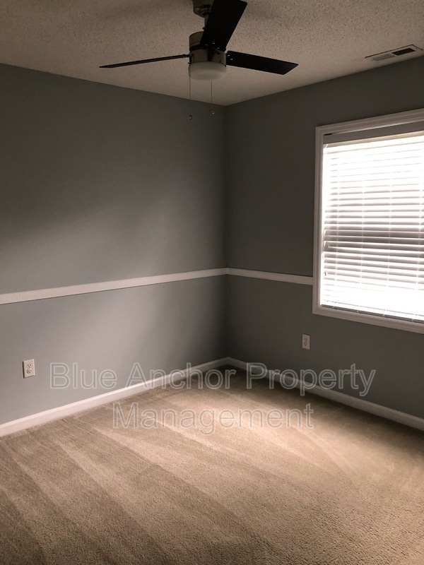 Building Photo - 1343 Chadwick Shores Dr