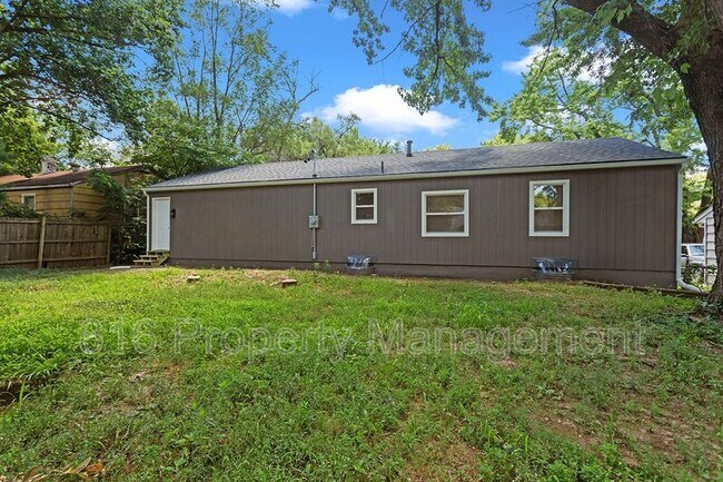 Building Photo - 8854 E 59 Terrace