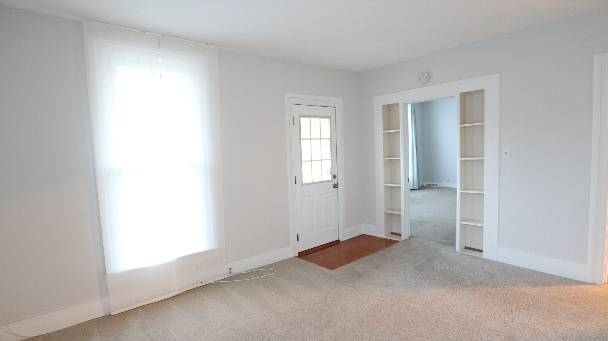 Living room - 355 S Rocky River Dr