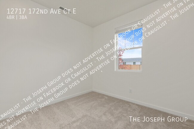 Building Photo - 12717 172nd Ave Ct E