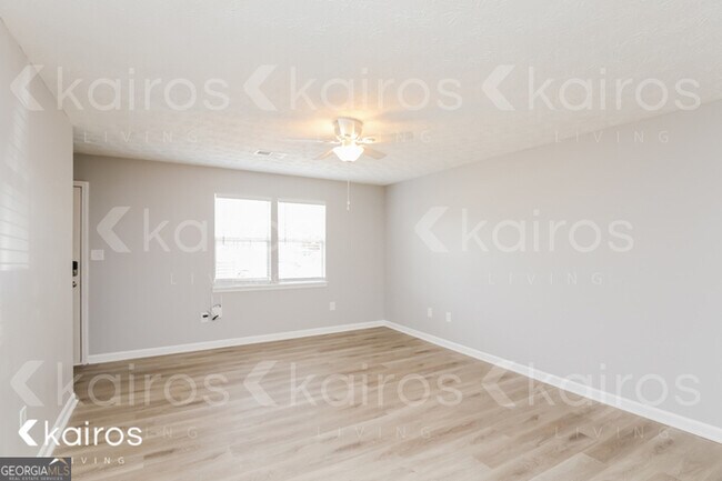 Building Photo - 155 Fawn Dr