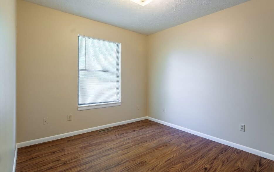 Building Photo - 1831 Aries Ct