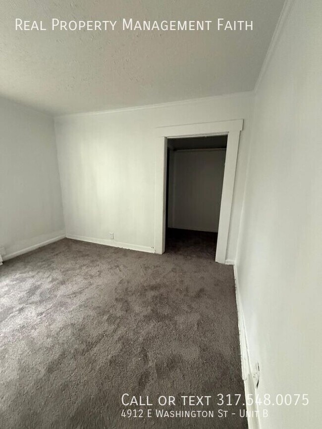 Building Photo - 4912 E Washington St