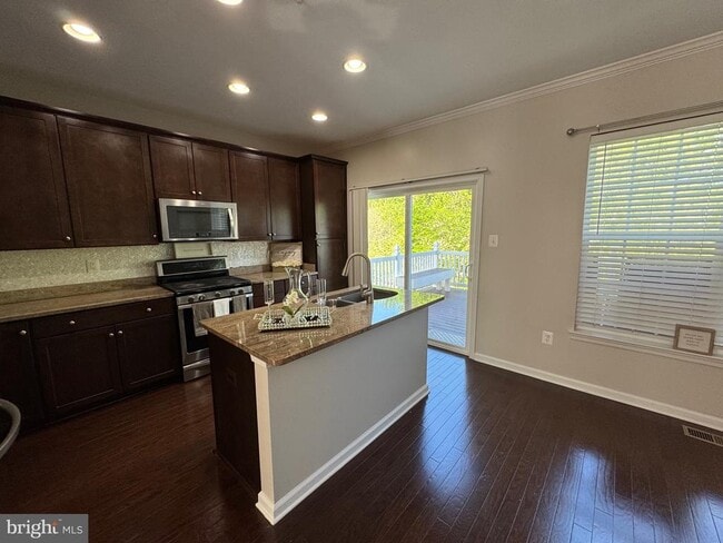 Building Photo - 4619 Forest Pines Dr