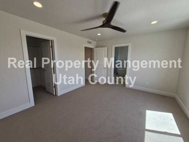 Building Photo - 2172 Cape Fox Way