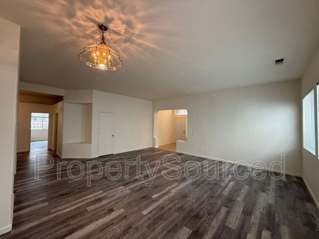 Building Photo - 3176 Penelope Dr