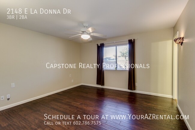 Building Photo - 2148 E La Donna Dr