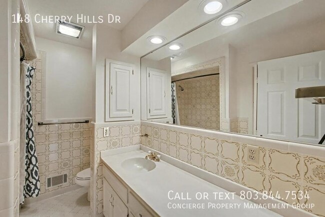 Building Photo - 148 Cherry Hills Dr