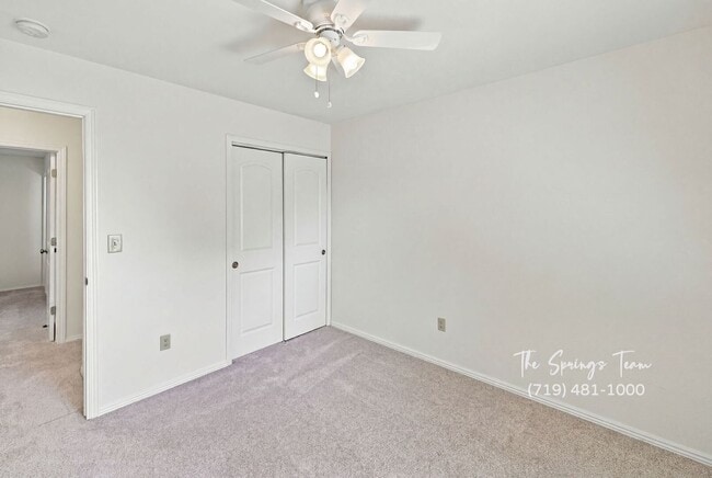 Building Photo - 1239 Suncrest Way