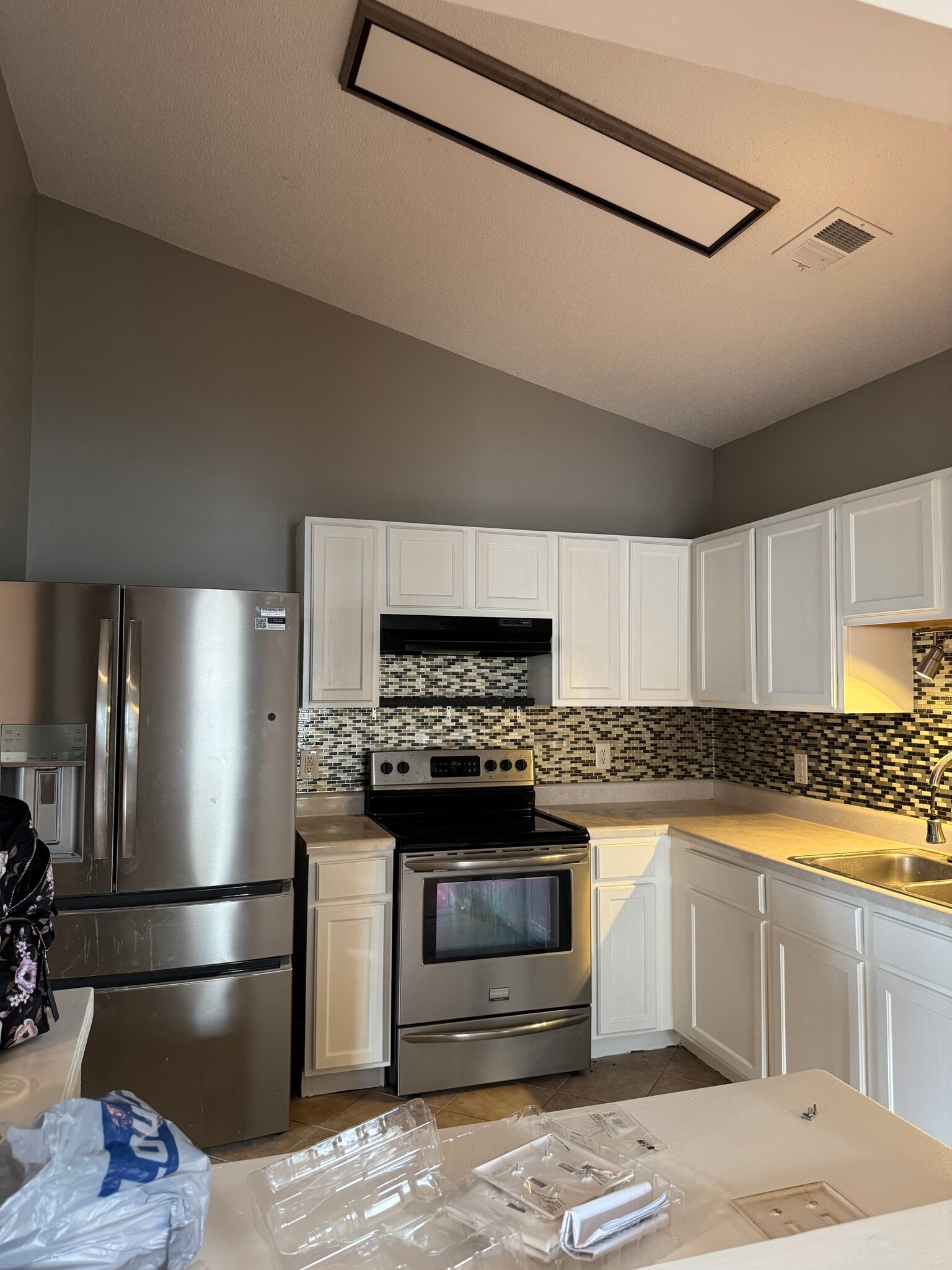 Building Photo - 244 Edinfield Ct