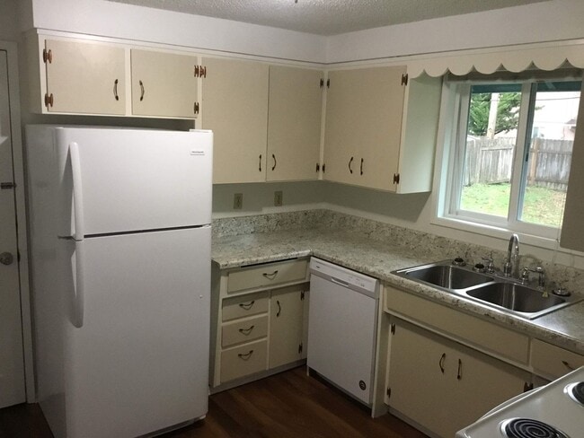 Building Photo - 4 Bedroom Home in Santa Clara