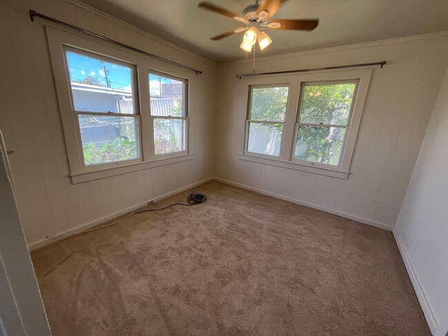 Building Photo - Akina Street (Kalihi) - single family home...