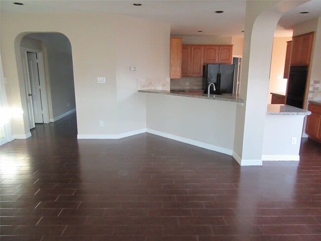 Building Photo - 914 Ivory Ridge Ln