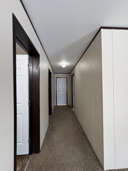 Building Photo - 39 Maynard Cir