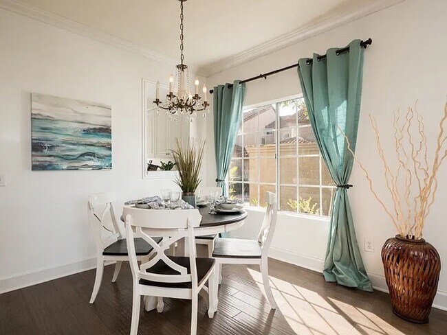Building Photo - Pacifica Del Mar Highlands - 2 Bedroom 2 Bathroom Retreat