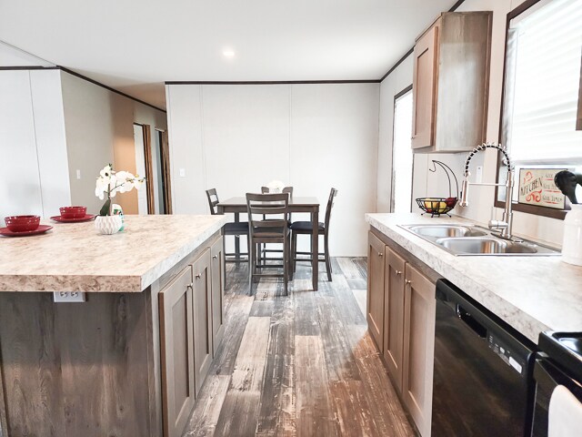 Building Photo - 141 Ponderosa Way