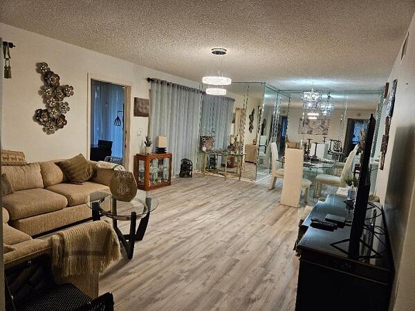 Building Photo - 105 Lake Pine Cir