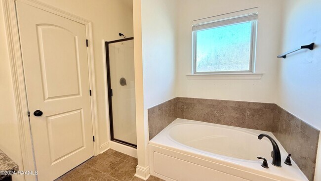 Building Photo - 108 Valcour Pl