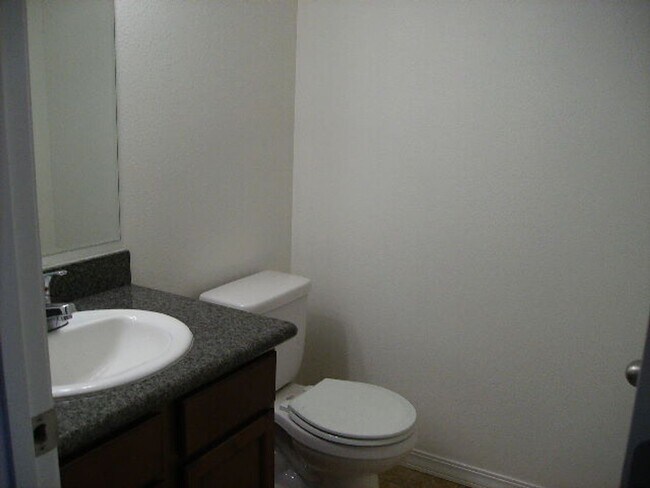 Building Photo - 103 E Mizzou Ct