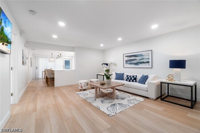 Building Photo - 1222 Gordon Dr