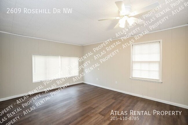 Building Photo - 2609 Rosehill Dr NW