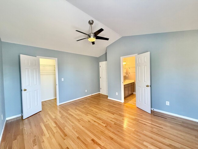 Building Photo - Charming 2BD, 2BA Durham Home with a Bonus Room/Office & Fenced Yard in a Prime Location