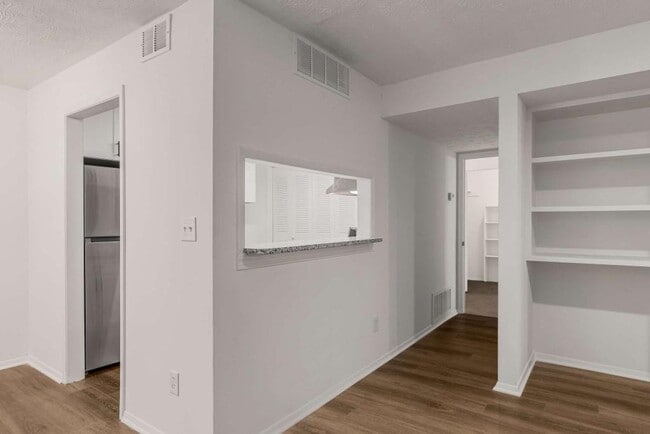 Building Photo - 1017 Dunbar Dr