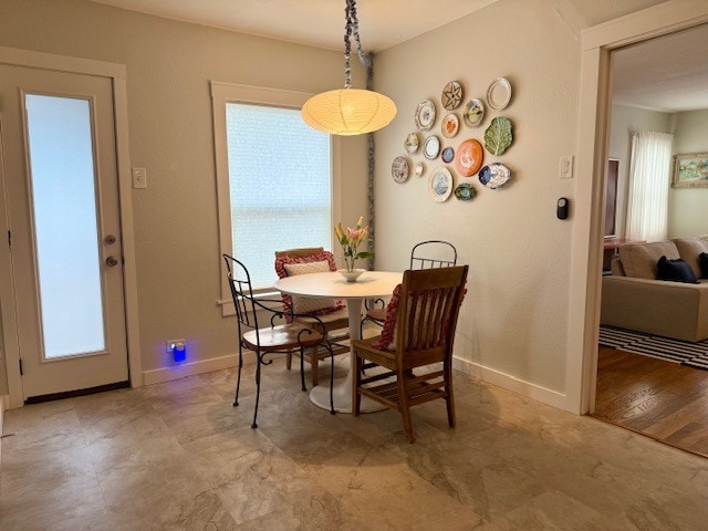 Building Photo - 627 Lovera Blvd