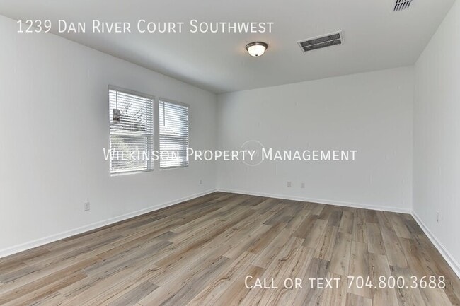 Building Photo - 1239 Dan River Ct SW