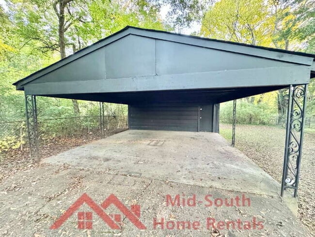 Building Photo - 655 Granada Rd