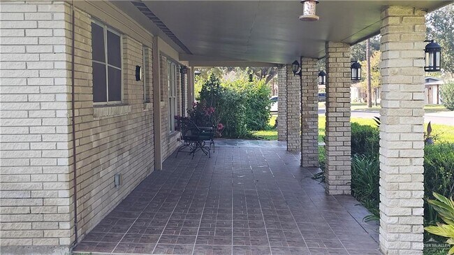 Building Photo - 29 West St