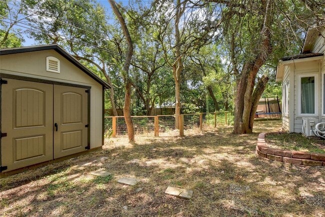 Building Photo - 5209 Kings Hwy