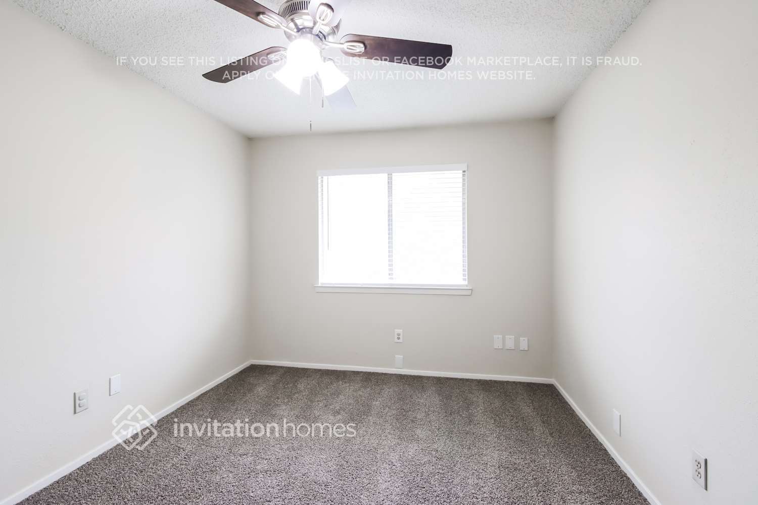 Building Photo - 3250 Old Chapel Dr