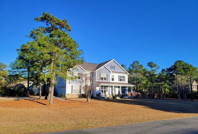 Primary Photo - 5 Bedroom 3 Bath home in Mimosa Bay