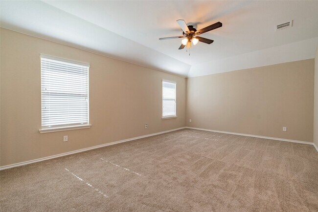 Building Photo - 1120 Decker Dr