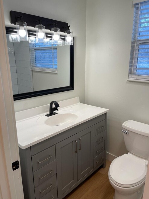 Building Photo - 123 S McClelland St