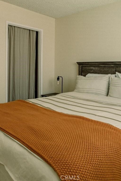 Building Photo - 218 Newcastle Ave