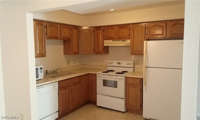 Primary Photo - 6182 Principia Dr