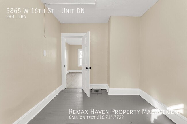 Building Photo - 3865 W 16th St