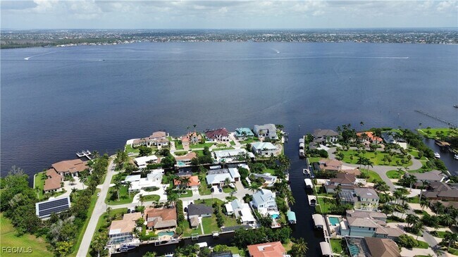 Building Photo - 12743 Brewster Dr