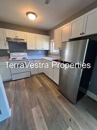 Building Photo - 4 Bedroom Single Family in Pennsville! Eligible for $500 Security Deposit.