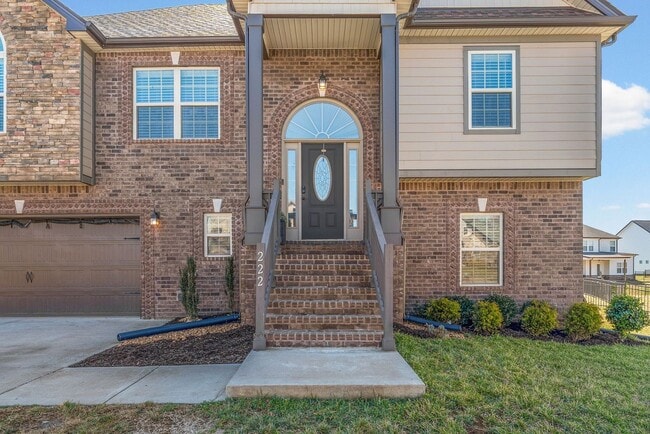 Building Photo - 222 Cooper River Wy