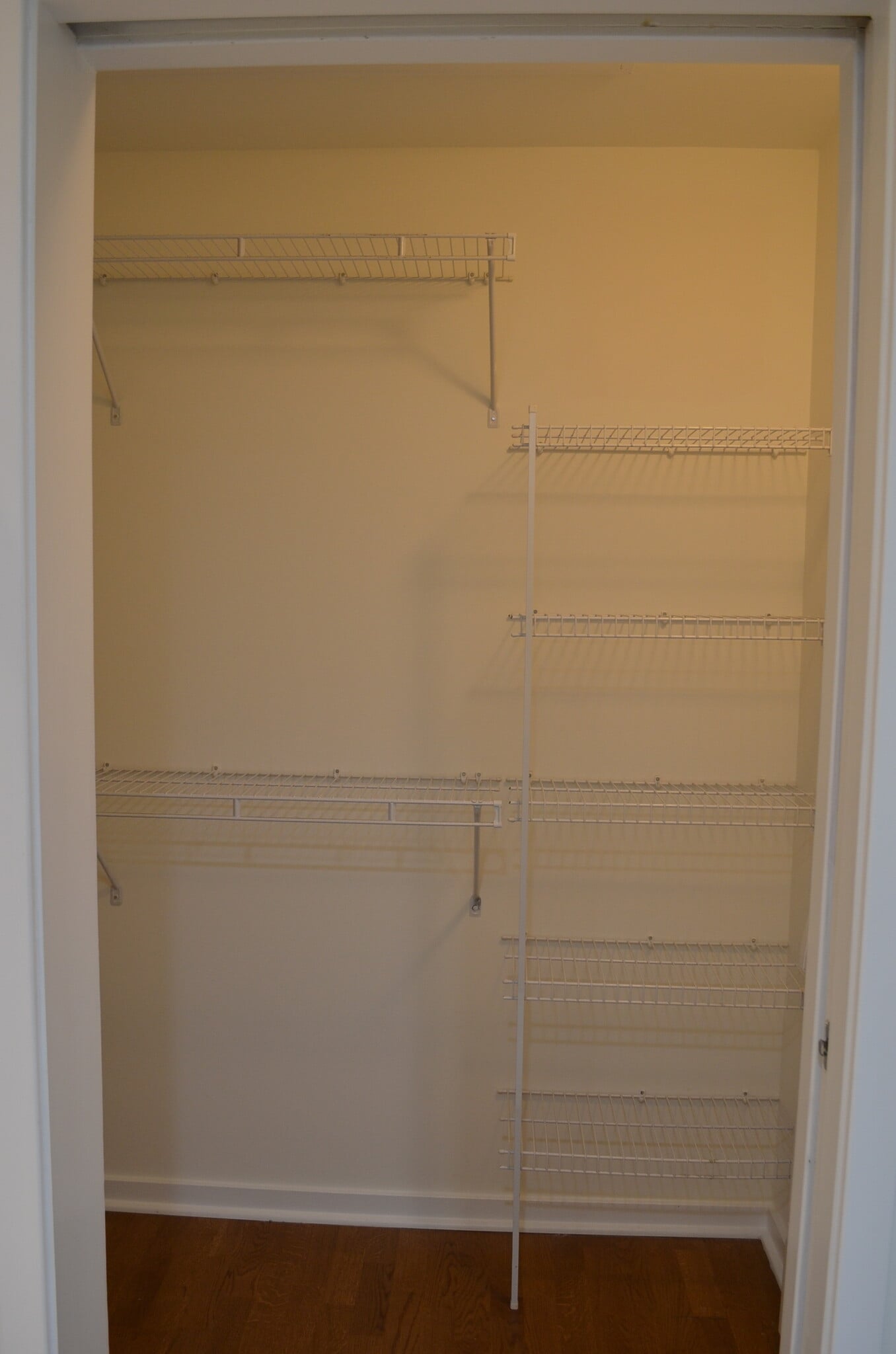 Building Photo - 2125 Southend Dr