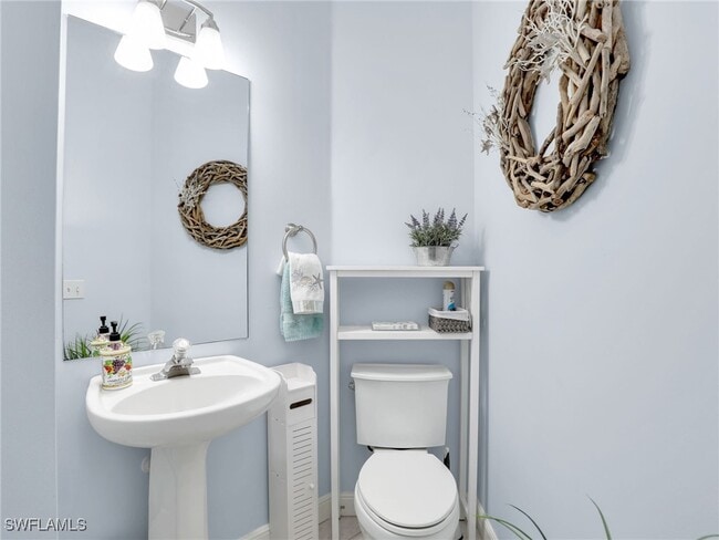 Building Photo - 2110 Cay Lagoon Dr