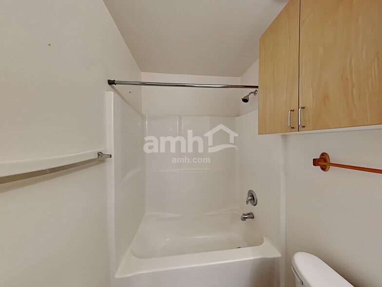 Building Photo - 1735 W Appaloosa Way