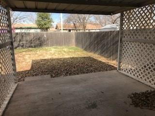 Building Photo - 2818 S 28th St